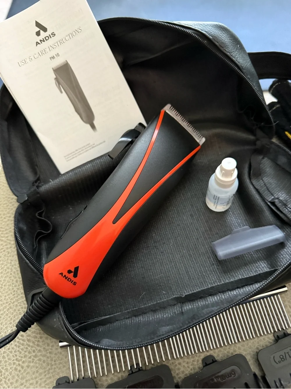 Andis Easy Clip Starter Clipper - Black and Red